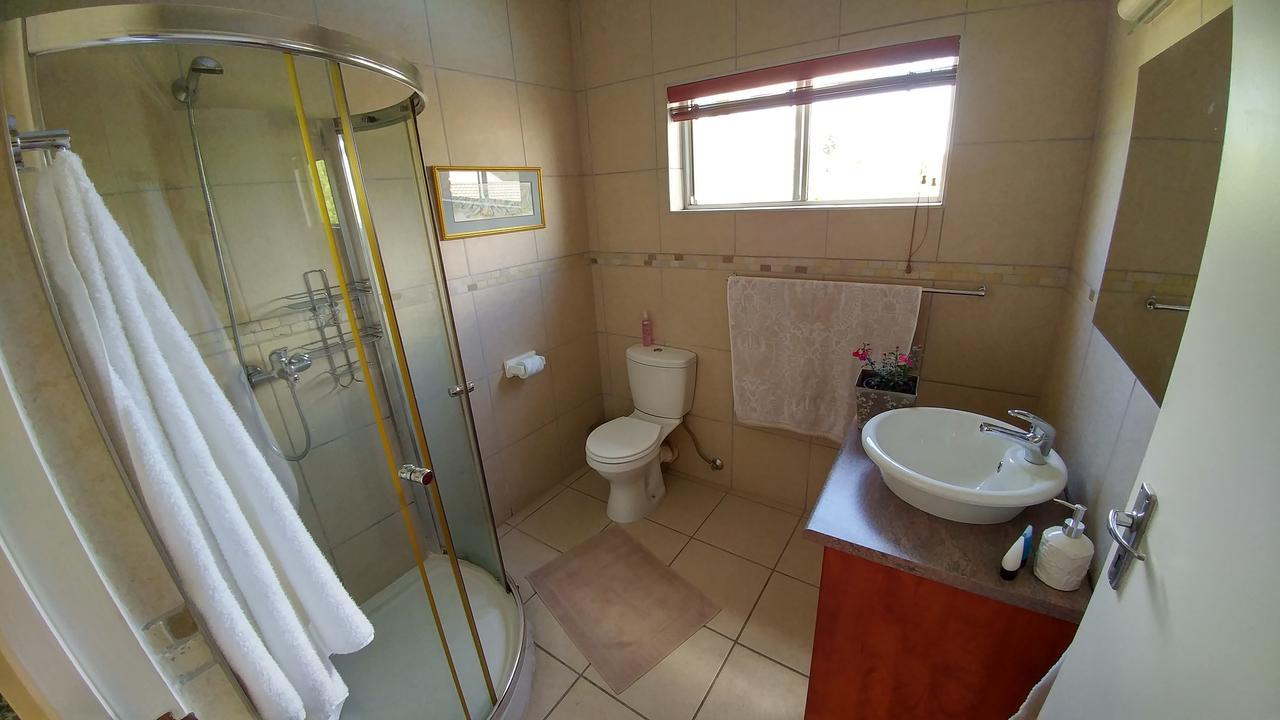 Rosa B&B Oudtshoorn Exterior foto